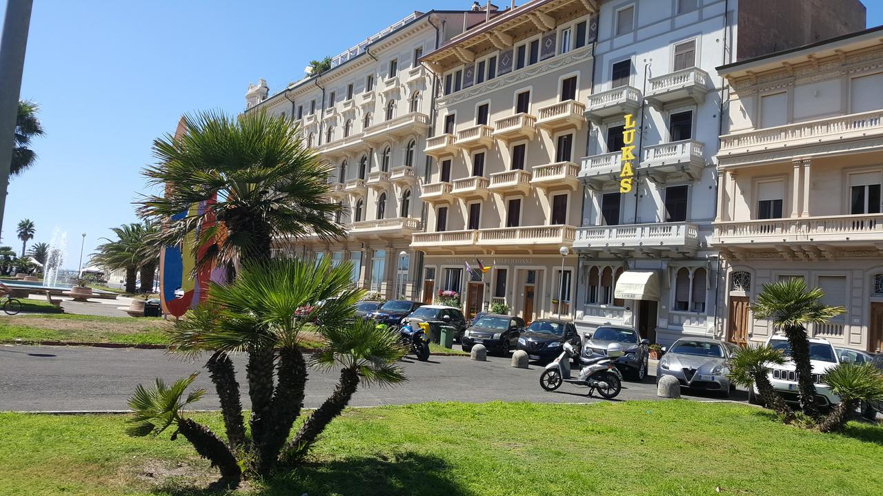 Hotel Marchionni Dal 1923 Viareggio Luaran gambar